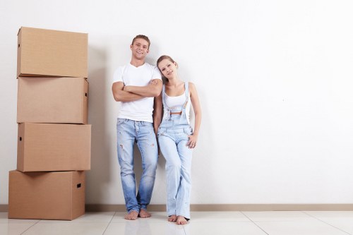 Removal van service for homes in Ealing